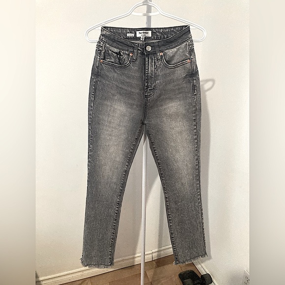 JUICY COUTURE - Venice straight leg JEANS - Picture 6 of 9